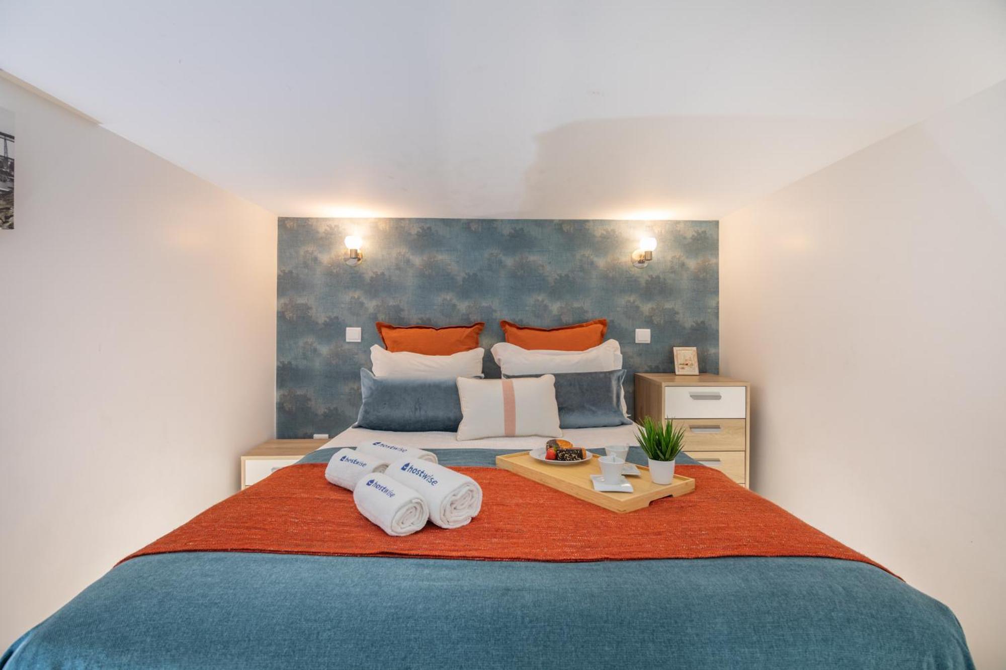 Deluxe Spacious Flats W Mezzanine By Host Wise Apartment Porto Exterior photo