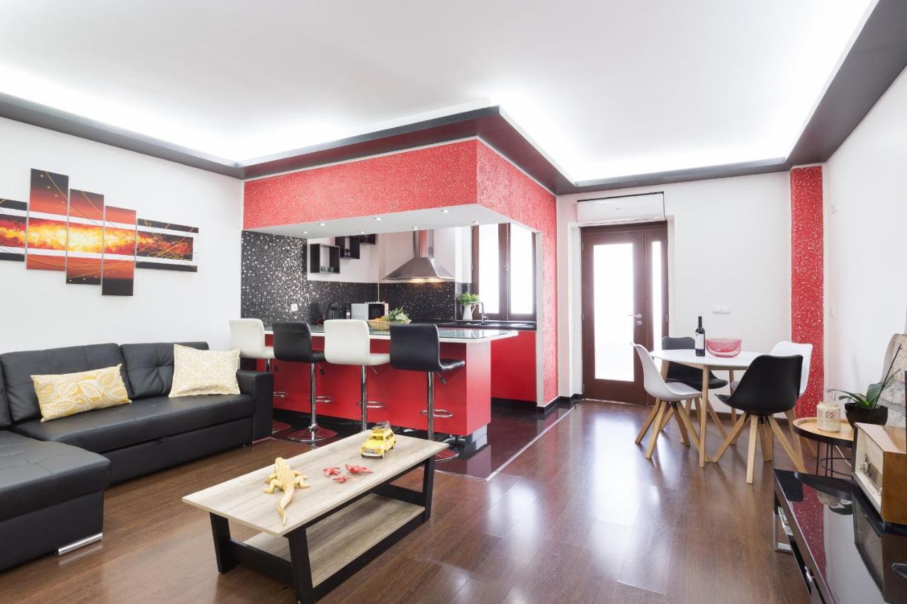 Deluxe Spacious Flats W Mezzanine By Host Wise Apartment Porto Exterior photo